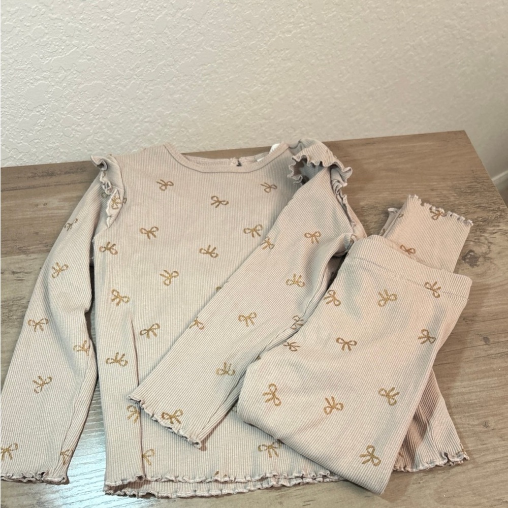 H&M Cream‎ and Brown Pajama Set with Floral Design